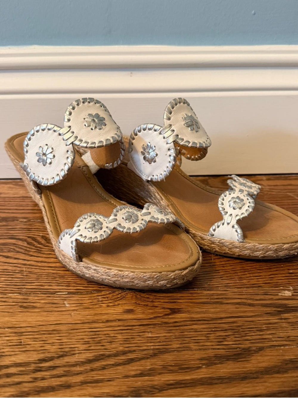 ⭐️ Jack Rogers Shelby Wedge White Leather Embellished Espadrille Sandals